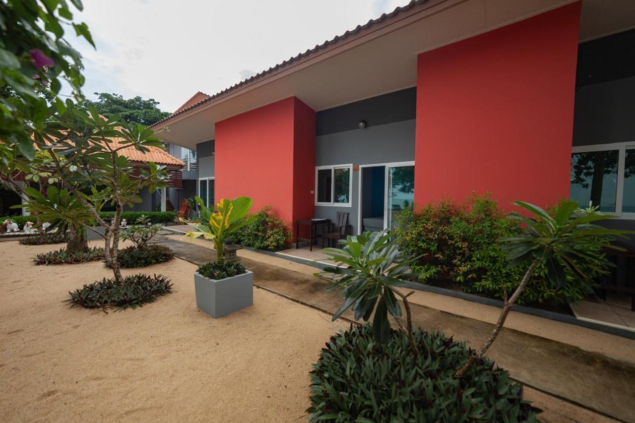 Maenam Villa Hotel Mae Nam Exterior foto